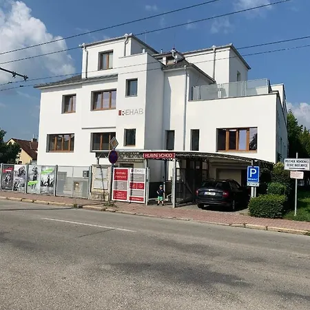 U Nemocnice Apartamento *